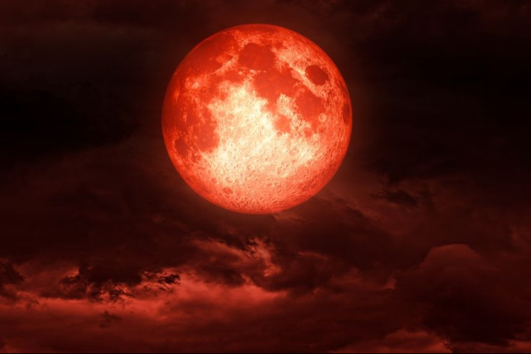 Meteorológia: a Dunántúl északi tájain és az ország középső részében lehetnek a legjobbak a körülmények a holdfogyatkozás megfigy