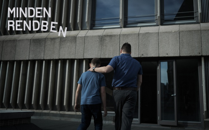 Márciusban mutatják be a hazai mozikban Sós Bálint Dániel Minden Rendben című filmjét